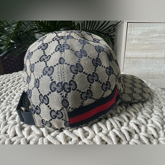 GUCCI ORIGINAL GG CANVAS BASEBALL HAT WITH WEB - Picture 2 of 12